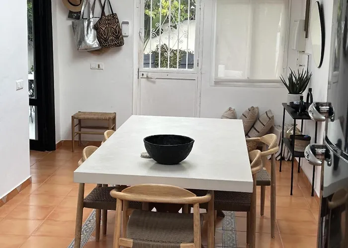 Casa Alejandro * מארבלה