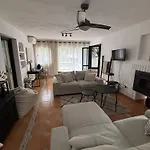 Casa Alejandro בית נופש מארבלה